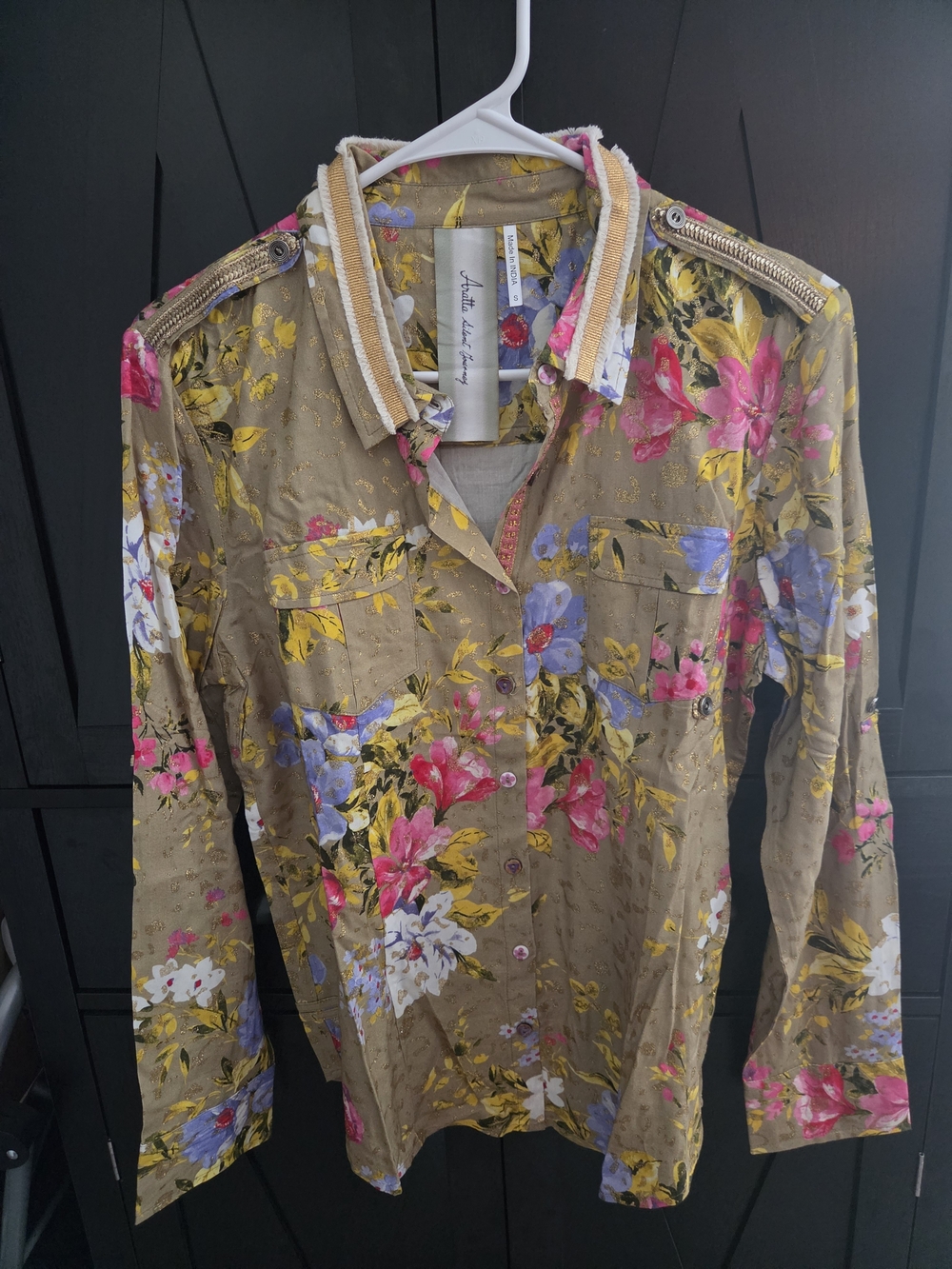 Aratta - Future Release- Floral Button-Down Shirt in Olive with Blooms